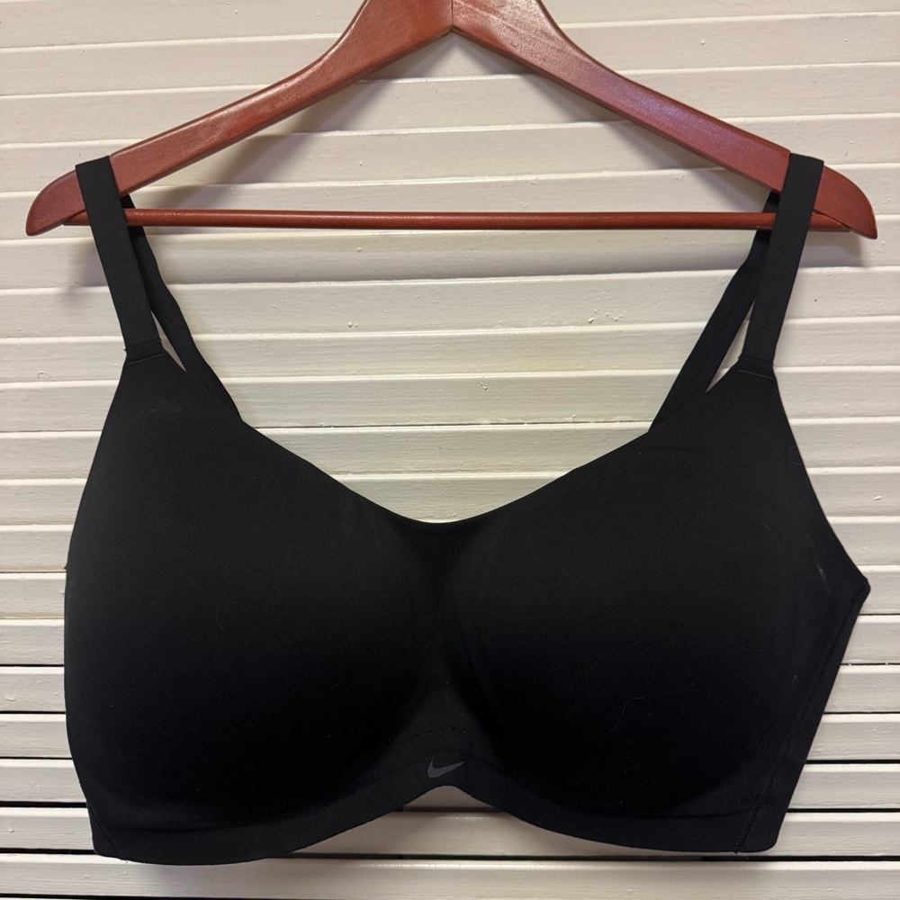 Nike Black Bra - no wire